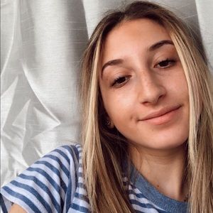 Meet your Posher, Marisa